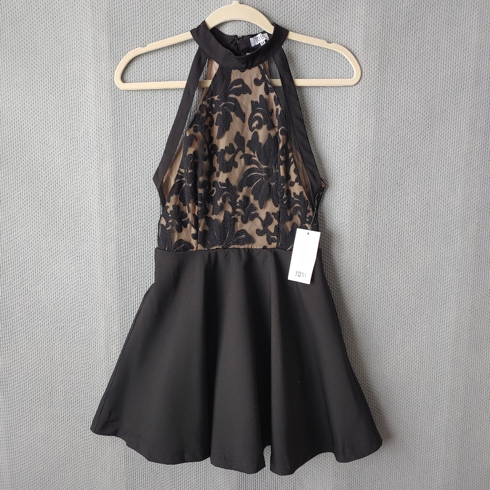 NWT Tobi Black & Beige Halter Top Dress